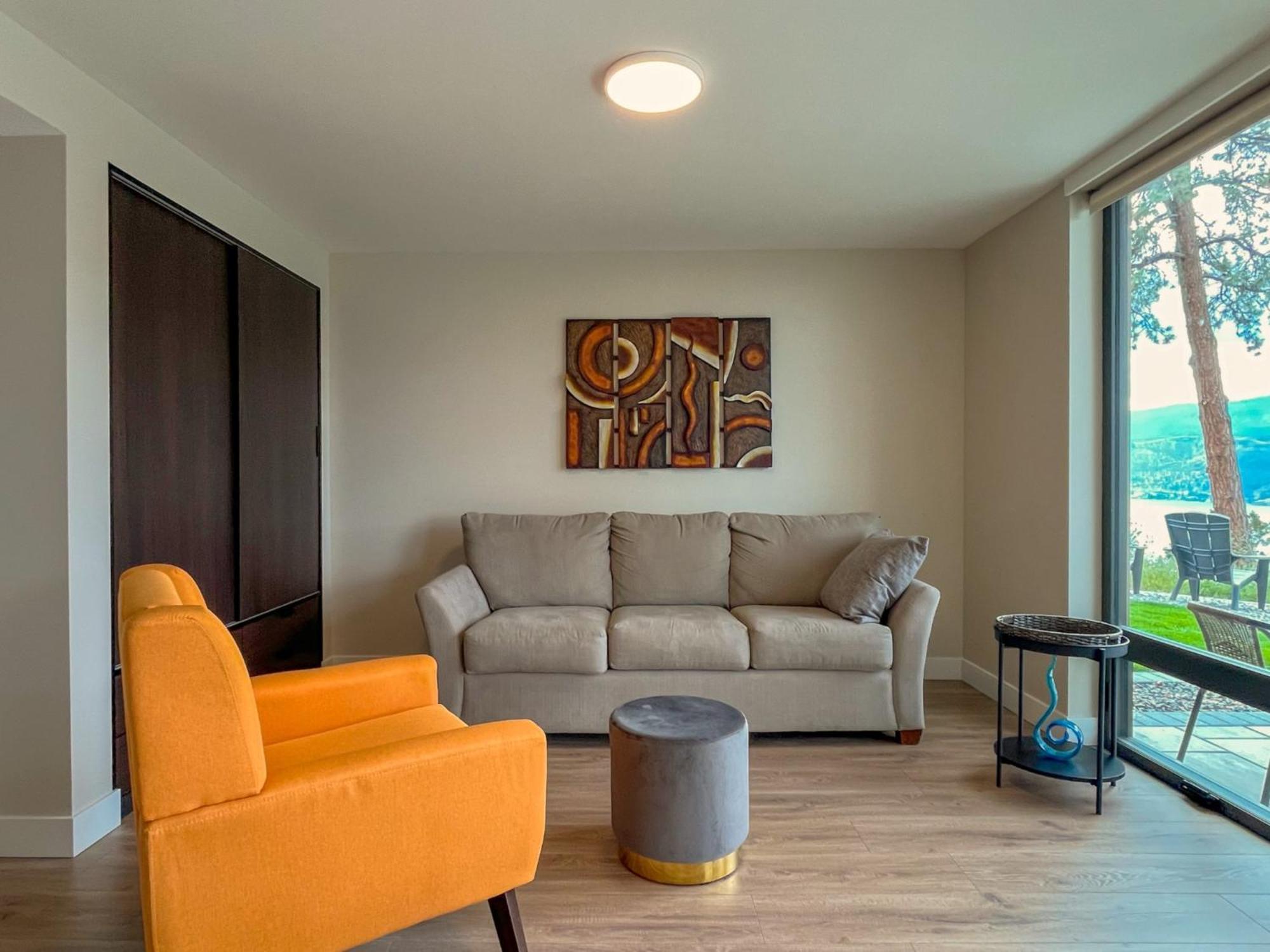 Kelowfornia Lakeview Retreat Келоуна Екстер'єр фото